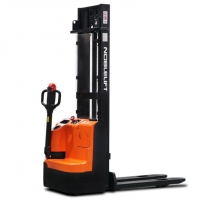 ECL15B經(jīng)濟(jì)型長(zhǎng)手柄堆高車(chē)，諾力電動(dòng)堆高車(chē)