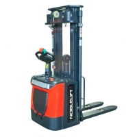 PS 12-20N全電動(dòng)常規(guī)型堆高車(chē)，諾力電動(dòng)堆高車(chē)